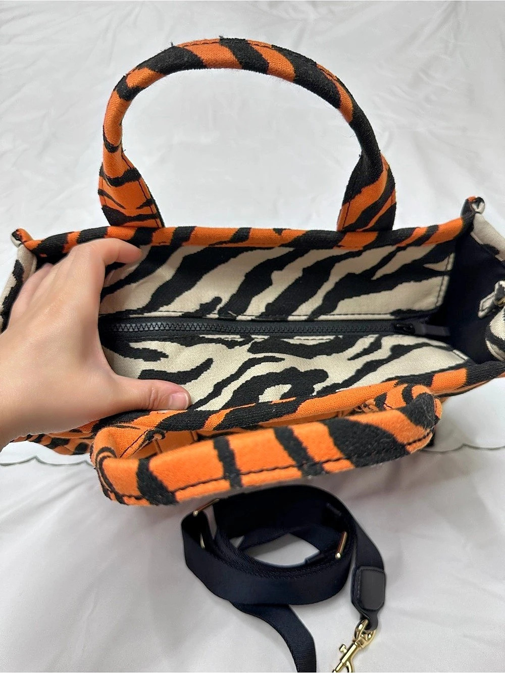 Marc Jacobs The Year of the Tiger Mini Traveler Tote Bag - Picture 3 of 8
